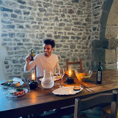 Le Bastion, 15 Guests, 5 Suites, 5 Baths, Ac Pouzols-Minervois